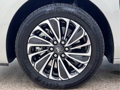 Buick GL8 New Energy Lusang Respect Edition - ფოტო 9