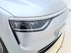 AITO M8 Extended Range Ultra 53.4kWh 6-Seater with 192-Channel LiDAR - ფოტო 13
