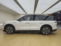 NIO ES8 2023 75kWh Executive - ფოტო 7