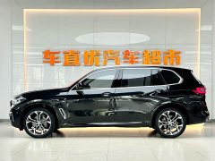 BMW X5 xDrive 30Li Luxury M Sport Package - ფოტო 4