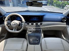 Mercedes-Benz E-Class E 300 L Sport Luxury - ფოტო 9