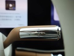Li Auto Zun S800 Extended Range Starlight Executive Edition 4-Seater (192-line LiDAR) - ფოტო 12