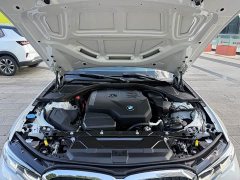 BMW 3 Series 325i M Sport Package - ფოტო 11