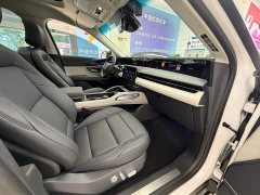 Lincoln Explorer 2.0T AWD Premium - ფოტო 20