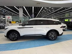 Lincoln Explorer 2.0T AWD Premium - ფოტო 4