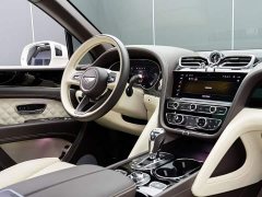 Bentley Bentayga Plug-in Hybrid 3.0T PHEV - ფოტო 17