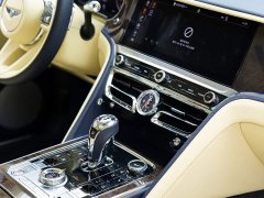 Bentley Flying Spur 4.0T V8 Standard Edition - photo 19
