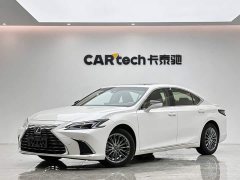 Lexus ES 300h Premium Edition - ფოტო 1