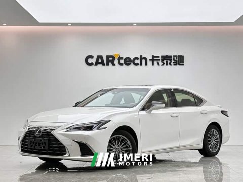 2025 Lexus ES 300h Premium Edition - автомобиль из Китая