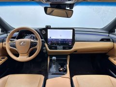 Lexus ES 300h Premium Edition - ფოტო 10