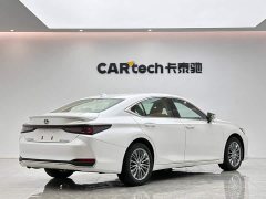 Lexus ES 300h Premium Edition - ფოტო 5