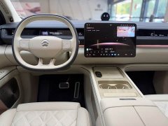 NIO ES8 Five-Seat Executive Luxury Edition - ფოტო 5
