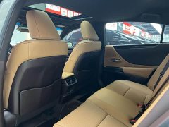 Lexus ES 2020 200 Excellence Edition - ფოტო 11
