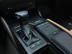 Lexus ES 2020 200 Excellence Edition - ფოტო 15