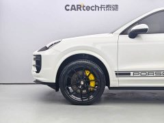 Porsche Cayenne S Coupé 2.9T - ფოტო 3