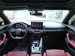 Audi A4L 40 TFSI Luxury Dynamic - ფოტო 6