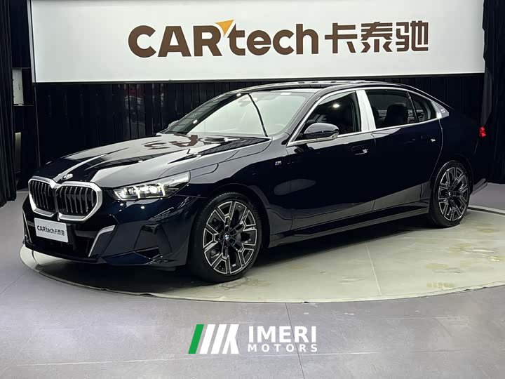 BMW 5 Series 530Li Luxury M Sport Package - ავტომობილი ჩინეთიდან