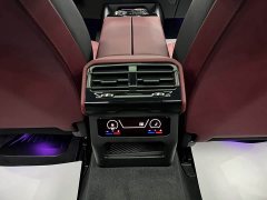 BMW 5 Series 530Li Luxury M Sport Package - ფოტო 12