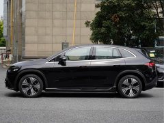 Mercedes-Benz EQE SUV 500 4MATIC Luxury - ფოტო 3