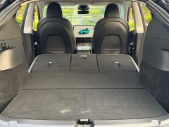 Tesla Model Y Rear-Wheel Drive - ფოტო 11