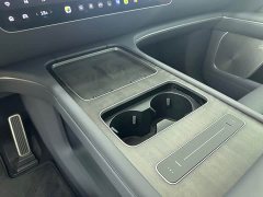 NIO ES8 2026 Six-Seat Executive Luxury Edition - ფოტო 11