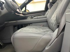 NIO ES8 2026 Six-Seat Executive Luxury Edition - ფოტო 13