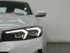 BMW 3 Series 325Li M Sport Package - ფოტო 19