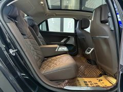 BMW 7 Series 735Li Luxury Package - ფოტო 10