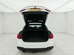 BMW 3 Series GT 2020 320i M Sport Package - ფოტო 19
