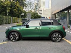 BMW MINI 1.5T COOPER Artist Five-Door - ფოტო 3