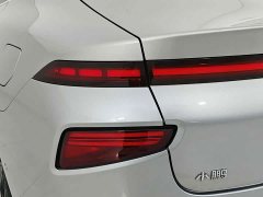 Xpeng P7 2020 670N - ფოტო 14
