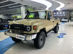Toyota Land Cruiser (Imported) LC79 4.0L Middle East Edition - ფოტო 1