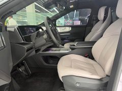 HiPhi Y 560km Elite Edition - ფოტო 5