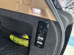 Land Rover Range Rover 3.0 L6 400PS Extended Wheelbase 7-Seater - ფოტო 16