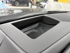 BMW 5 Series 530Li Luxury M Sport Package - ფოტო 10