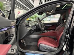 BMW 5 Series 530Li Luxury M Sport Package - ფოტო 5