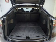 Tesla Model Y Rear-Wheel Drive - ფოტო 14