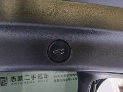 Tesla Model Y Rear-Wheel Drive - ფოტო 15