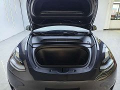 Tesla Model Y Rear-Wheel Drive - ფოტო 16
