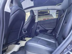 Tesla Model Y Rear-Wheel Drive - ფოტო 9