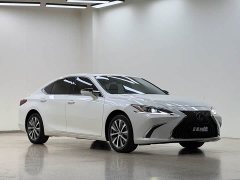 Lexus ES 2020 200 Excellence Edition - ფოტო 3