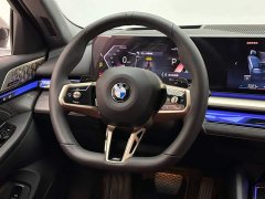 BMW 5 Series 530Li Luxury M Sport Package - ფოტო 12