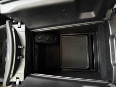 Mercedes-Benz V-Class 2020 V 260 L Long Wheelbase Luxury Edition - ფოტო 15