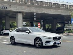 Volvo S60 2023 B4 Smart Luxury Edition - ფოტო 3
