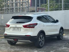 Nissan Qashqai 2.0L CVT XV Premium Luxury - ფოტო 9