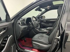 Toyota Crown Land Cruiser Crown Venza 2.5L HEV AWD Luxury - фото 10