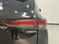 Toyota Crown Land Cruiser Crown Venza 2.5L HEV AWD Luxury - фото 7