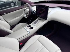 Xiaomi YU7 2025 Four-Wheel Drive Max Edition - ფოტო 10
