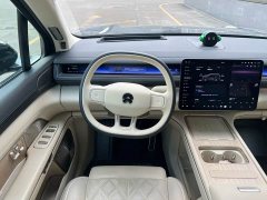 NIO ES8 2026 Six-Seat Executive Signature Edition - ფოტო 18