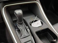 Toyota Avalon Hybrid 2.0L Luxury - ფოტო 15